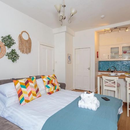 Warm 1Bed Flat Leith Walk Apartment เอดินบะระ ภายนอก รูปภาพ
