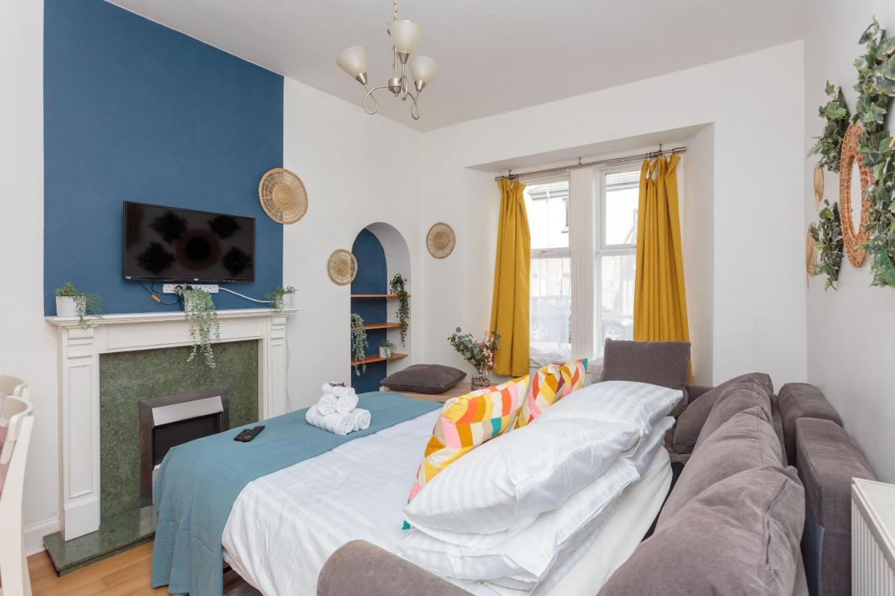 Warm 1Bed Flat Leith Walk Apartment เอดินบะระ ภายนอก รูปภาพ